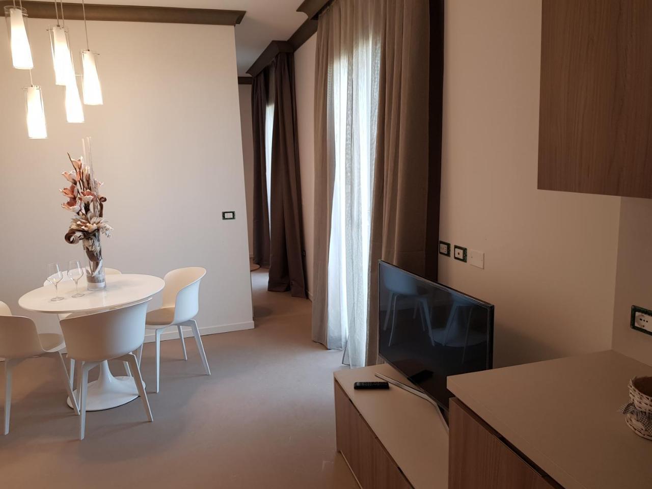 Venus Suites Cervia Ngoại thất bức ảnh